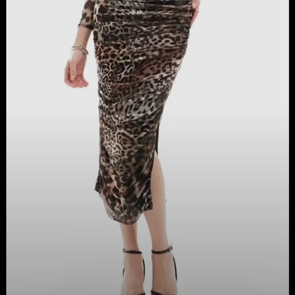 ASOS Leopard Print Midi Skirt in Brown and Tan - Picture 2 of 4